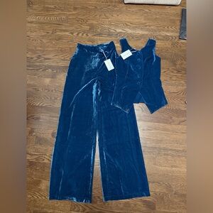 Julia Amory Velvet Set